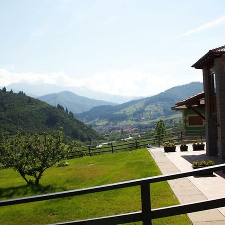 Apartamentos Camino Santo Toribio Mieses Buitenkant foto