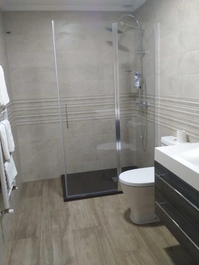 Apartamentos Camino Santo Toribio Mieses Buitenkant foto