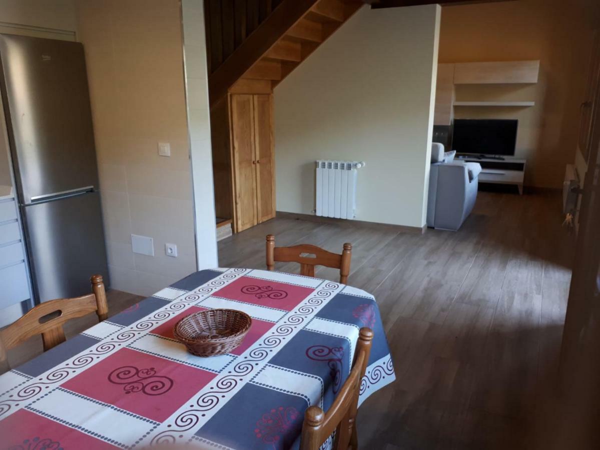Apartamentos Camino Santo Toribio Mieses Buitenkant foto